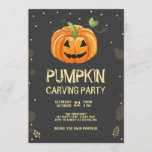 Pompoen Carving Party Spooky Halloween Verjaardag Kaart<br><div class="desc">★ Pumpkin Carving Party verjaardagsuitnodiging! ★ Personaliseer dit ontwerp eenvoudig met uw gegevens! ★ Als u MATCHING ITEMS moet coördineren,  controleer dan ons bijpassende collectie of winkel. Heeft u vragen over onze design of kunt u niet vinden wat u zoekt,  neem dan contact met ons op: designmypartystudio@gmail.com. ★</div>