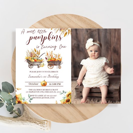 Pompoen eerste verjaardag een lieve kleine pompoen kaart