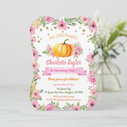 Pompoen eerste verjaardagsfoto-uitnodiging roze kaart (Staand voorkant)