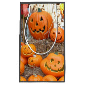 Pompoen halloween jack o lantaarn oranje pompoenen klein cadeauzakje (Voorkant)