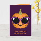 Pompoen met Cool Retro Cat Sunglazen Halloween Kaart (Gele Bloem)