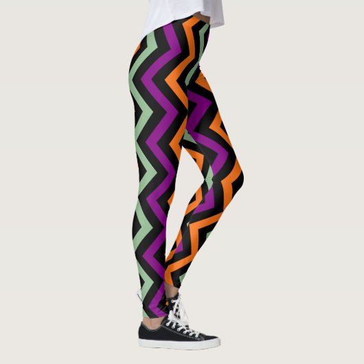 Pompoen, Paarse, groene en zwarte verticale Chevro Leggings (Rechts)