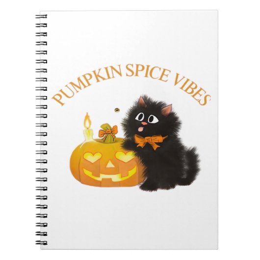 Pompoen Spice Vibes, Halloween, zwarte kat, pompoe Notitieboek (Voorkant)