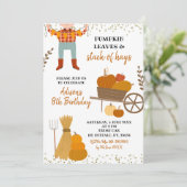 Pompoenbladeren en zakken van Hay Birthday Invitat Kaart (Staand voorkant)