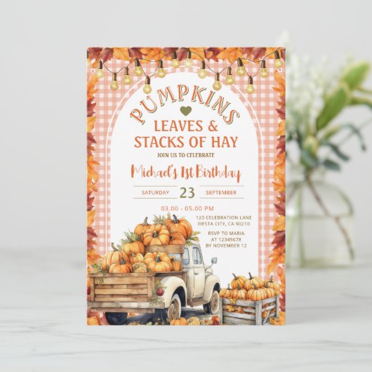 Pompoenen Bladeren en Stacks van Hay Herfst Verjaa Kaart (Staand voorkant)