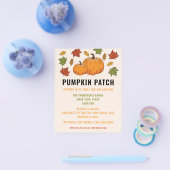 Pompoenen En Herfstbladeren Aangepaste Pompoenveld Flyer (Enkel)