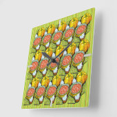 Pompoenen, soep en gestripte achtergrond vierkante klok (Hoek)