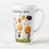 Pompoenkruid Monogram Latte Mok (Rechts)