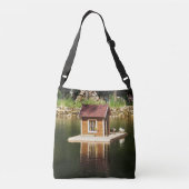 Pond met vogelhok en aardverschuiving crossbody tas (Achterkant)