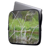 Pond van bomen laptop sleeve (Voorkant Links)