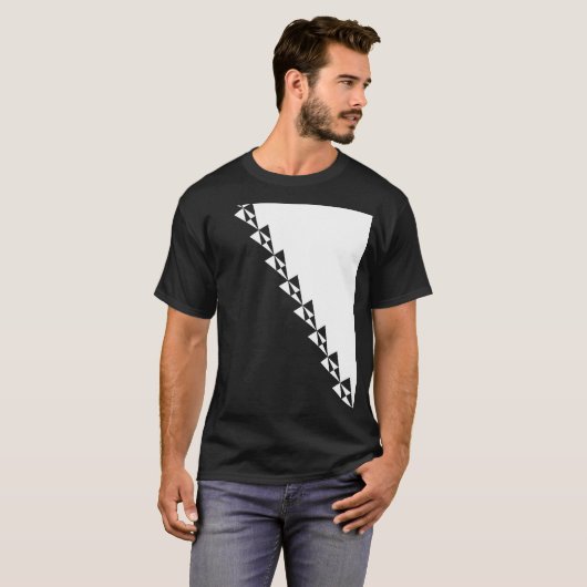 Pono - Hawaiian Tribal Design T-Shirt (Voorkant volledig)