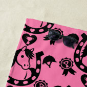 Pony Club Home Decor Wallpaper. Strandlaken (In situ)