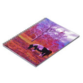 PONY IN EEN RAINBOW gekleurd veld Notitieboek (Linkerzijde)