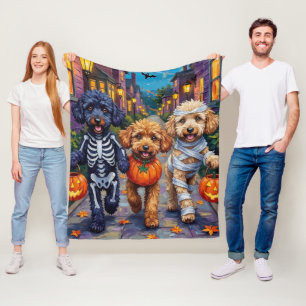 Poodelhonden gaan langs voor trick-or-treat op Hal Fleece Deken