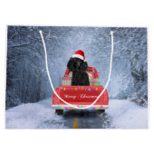 Poodle Dog in sneeuw, met kersttruck Groot Cadeauzakje (Achterkant)