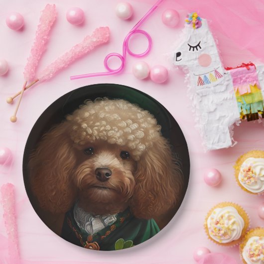 Poodle Dog in St. Patrick's Day Dress Papieren Bordje (Feest)