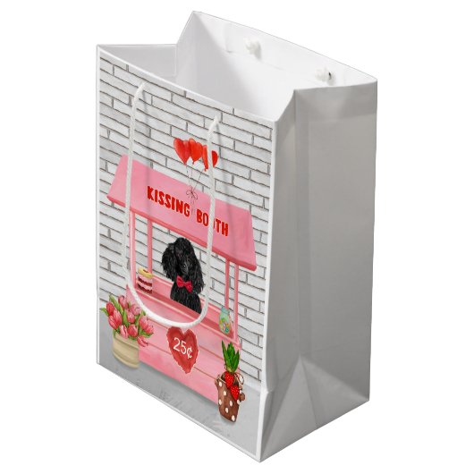 poodle Dog Valentijnsdag Kissing Booth Medium Cadeauzakje (Voorkant Gekanteld)