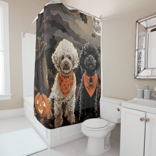Poodle Halloween Griezelig Douchegordijn (In situ)