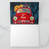 Poodle-hond rijdt in auto griezelige Halloween Kaart (Binnen)