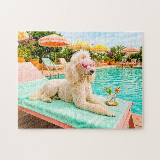 Poodle op lounge stoel legpuzzel (Horizontaal)