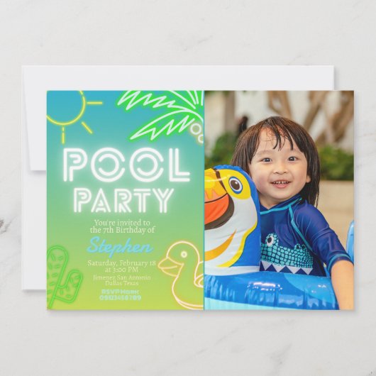 Pool Party Boy Verjaardag met foto-uitnodiging Kaart (Voorkant)