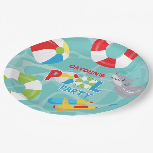 Pool Party Boy Verjaardag Shark Float Papieren Bordje (Gekanteld)