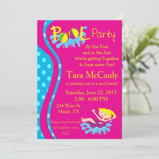 Pool Party Girl Invite Kaart (Staand voorkant)