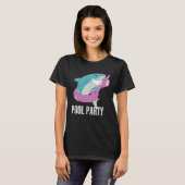 Pool Party  Shark Unicorn Fishing T-shirt (Voorkant volledig)