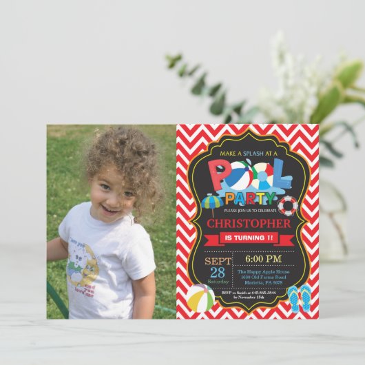 Pool Party Uitnodiging Red Splish Splash Boy (Staand voorkant)