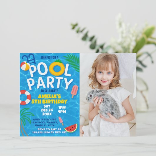 Pool Party Verjaardag Uitnodiging met foto (Staand voorkant)