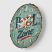 Pool Zone Vintage Poolside Beach House Grote Klok (Hoek)