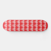 Poolse adelaar in rode skateboard (Horizontaal)