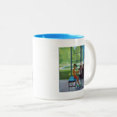 Poolside Piano Practice Tweekleurige Koffiemok (Voorkant rechts)