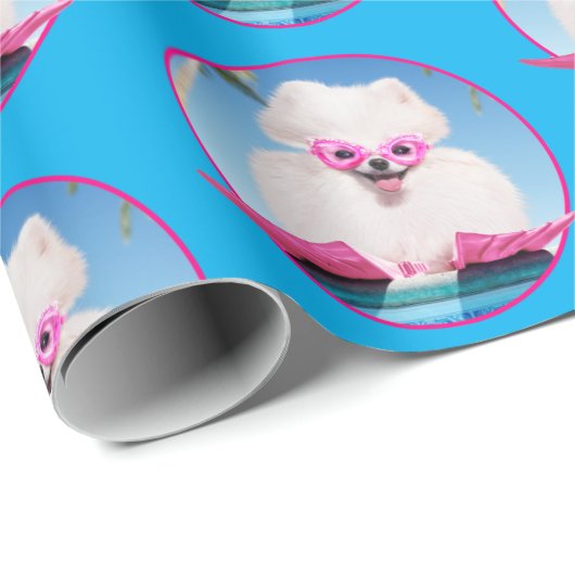 Poolzijdehond in veters cadeaupapier (Rol Hoek)