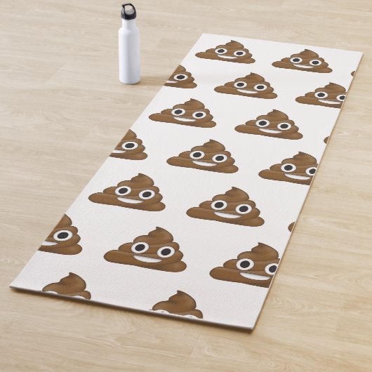 Poop emoji yogamat (In situ)