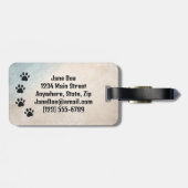 Poot drukt op mijn bagagelabel (Achterkant horizontaal)