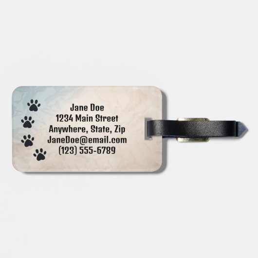 Poot drukt op mijn bagagelabel (Achterkant horizontaal)