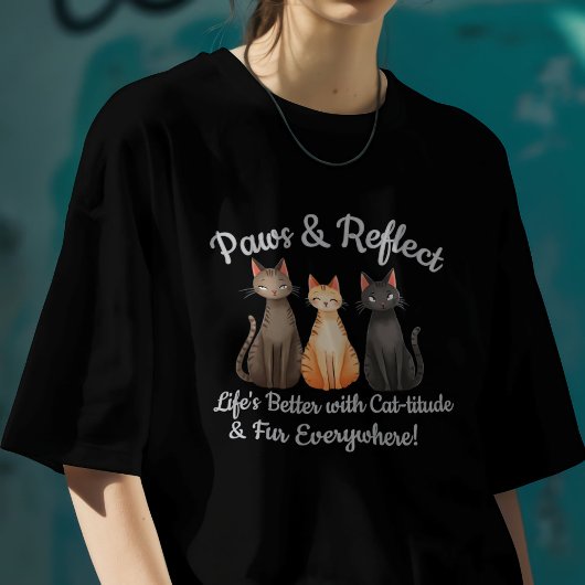 Pootjes en reflecteren Schattige katten T-shirt