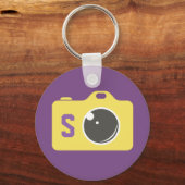 Pop Art Camera Paars Yellow Monogram Sleutelhanger (Voorkant)