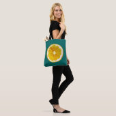 Pop art citrus gele citroenvrucht origineel tote bag (Op model)