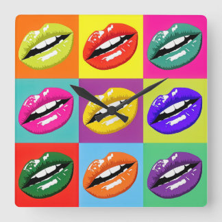 Pop Art Lips Pattern Designed Clock. Vierkante Klok