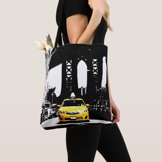 Pop Art NYC New York Yellow Taxi Brooklyn Bridge Tote Bag (Dichtbij)