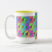 Pop Art Popart Walking Giraffe met meerdere kleure Tweekleurige Koffiemok (Links)