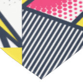 Pop Art Pow! Patroon in magenta, blauw en zwart Tafelkleed (Gekanteld)
