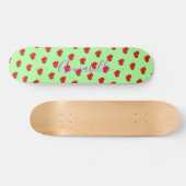 Pop Art Red Heart Pattern over groene achtergrond Persoonlijk Skateboard (Horizontaal)