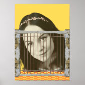 Pop Art Retro  Vrouw Gezicht gele achtergrond Poster (Voorkant)