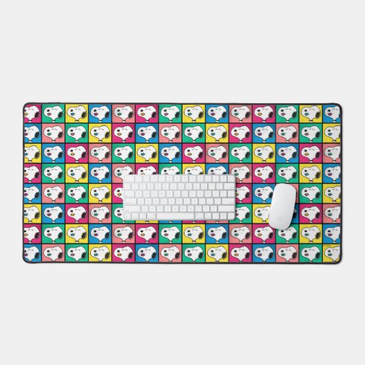 Pop Art Snoopy Lips | Voorbeeld voor uzelf Bureaumat (Keyboard & Muis)