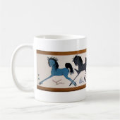 Pop Chalee Horse Mural Koffiemok (Links)