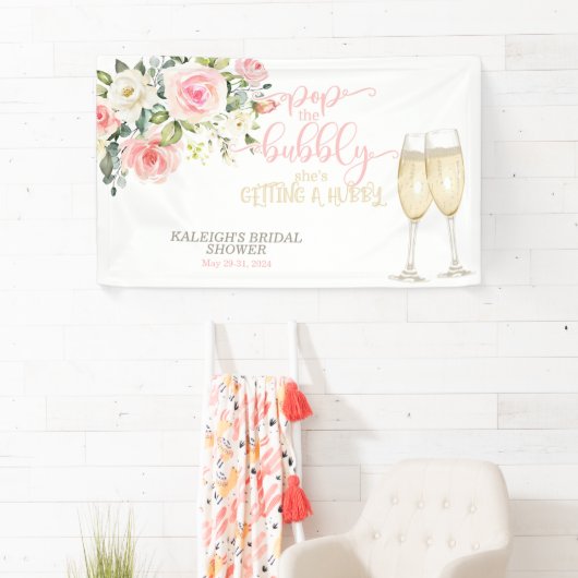 Pop de bubbel, ze krijgt een hubby spandoek (Insitu)