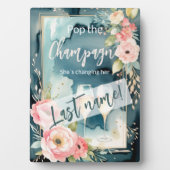 Pop de champagne, ze verandert haar achternaam fotoplaat (voorkant)